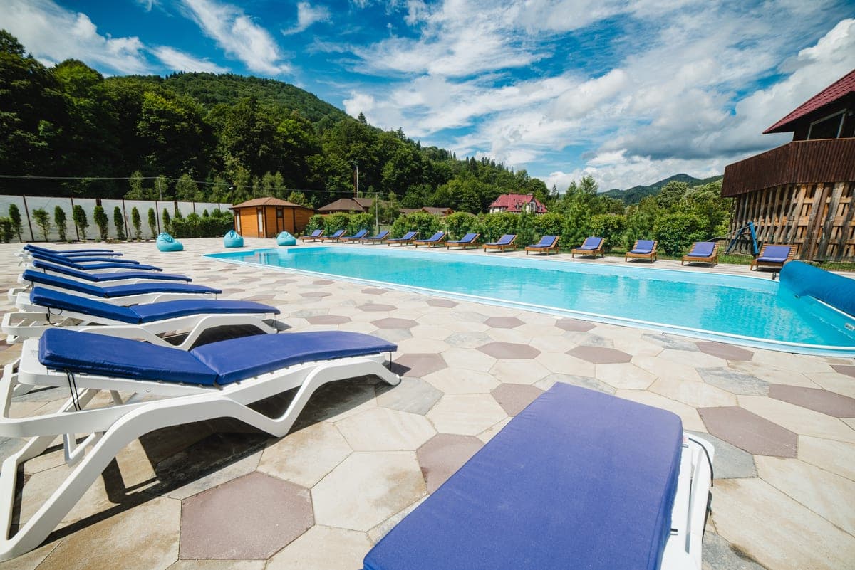 Pool 1